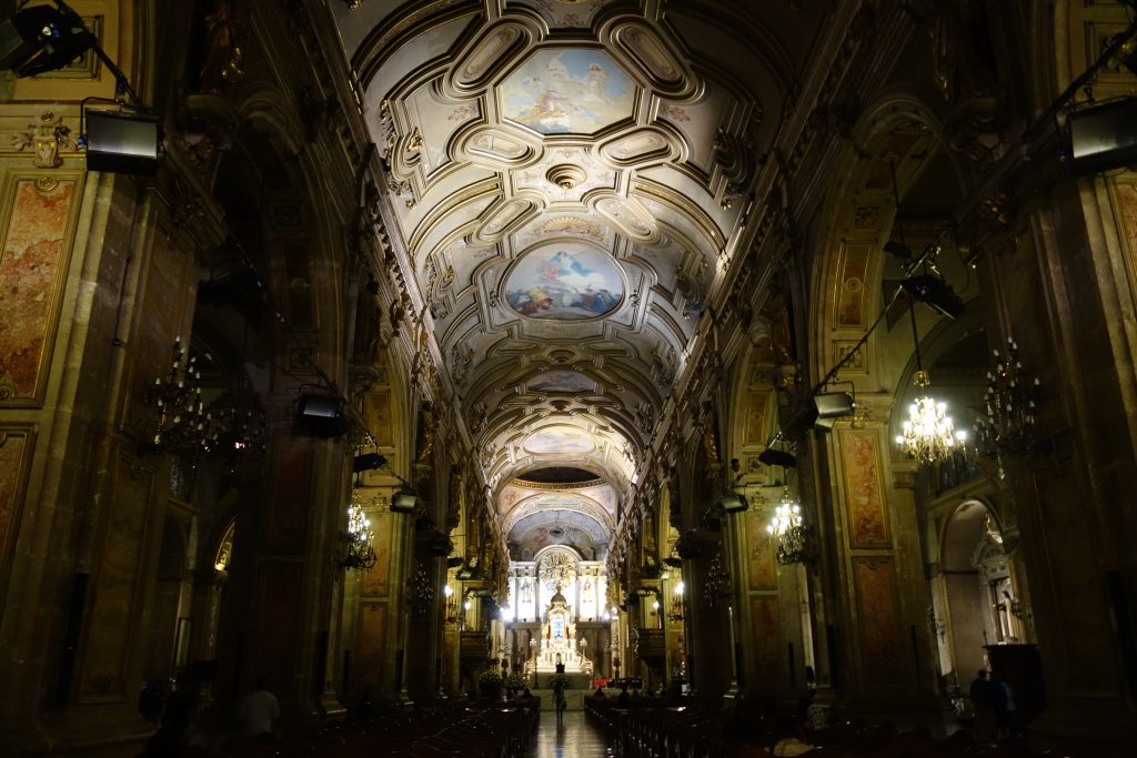 Inside of Catedral Metropolitana 